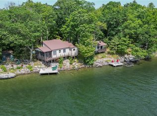 35 Schnurr Rd, Hammond, NY 13646