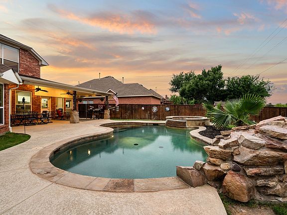 2nd image of 5406 Timber Park Dr