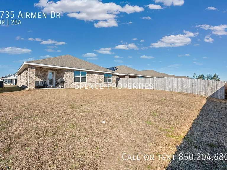 4735 Airmen Dr — Photo 33