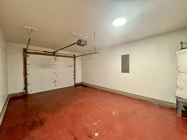 413 Braden Ct — Photo 26