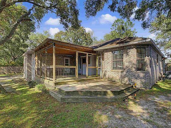 2nd image of 2841 Winners Circle Dr