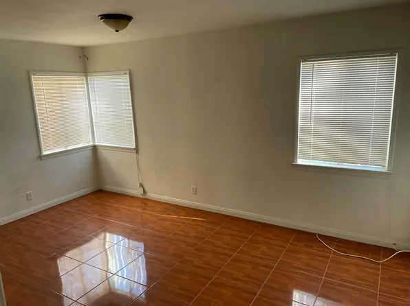 870 S Gramercy Pl APT 3, Los Angeles, CA 90005