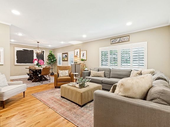 5th image of 313 Arborcrest Dr