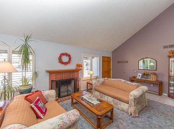 5th image of 2233 Summerpark Ct