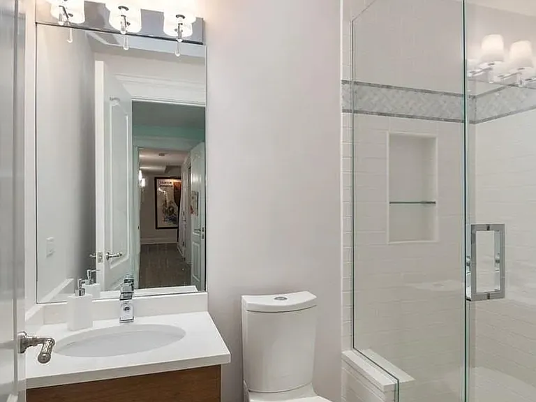 2042 W Potomac Ave #3 — Photo 11