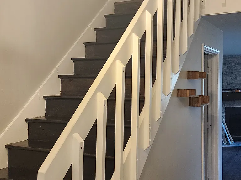 318 Old Spring Ct — Photo 12