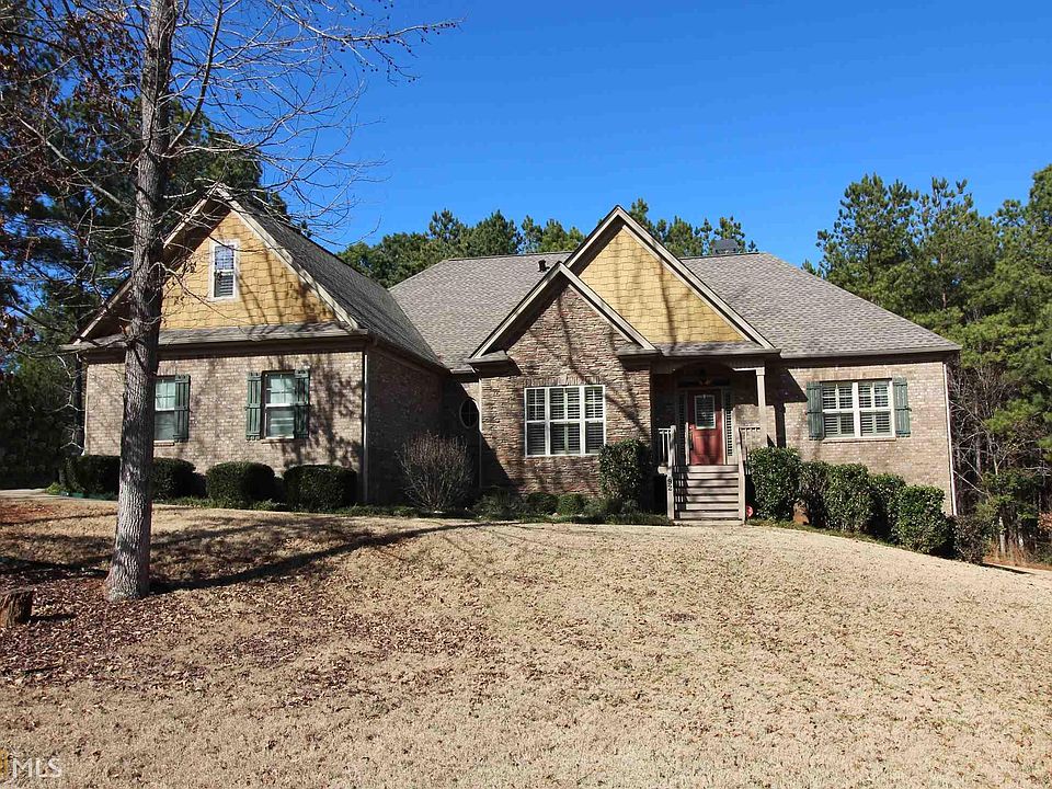 1st image of 92 Coggins Farm Ln