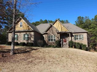 92 Coggins Farm Ln, Newnan, GA 30265