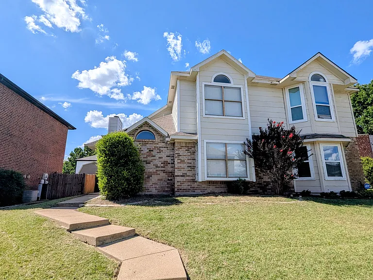 1508 Mayfair Dr — Photo 16