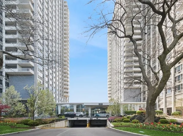 4250 N Marine Dr APT 1810, Chicago, IL 60613