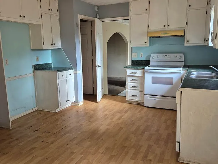 839 Wytower Trl — Photo 14