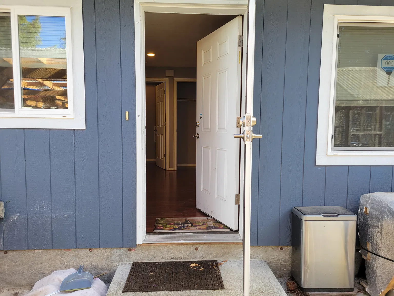 2 bed, 800 sqft, $2,000 — Photo 1