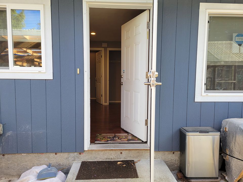 1st image of 17203 8th Ave NE
