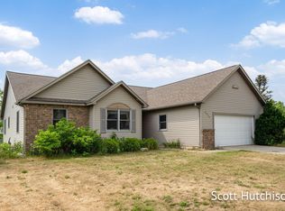 5833 Terrace Park Dr NE, Rockford, MI 49341