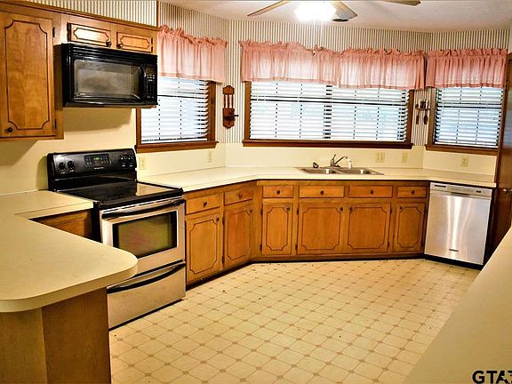 3rd image of 5156 W High Way #7