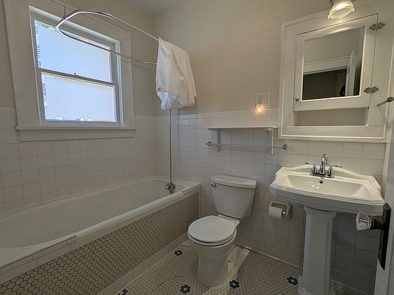 5th image of 4227 El Campo Ave #4227