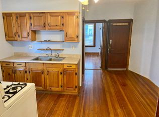 192 Belleville Rd #1E, New Bedford, MA 02745