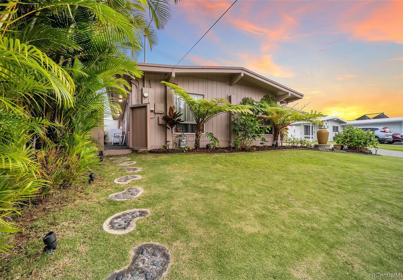 552 Paulele St A, Kailua, HI 96734 Zillow