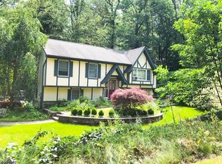 11 Williams Rd, Landing, NJ 07850