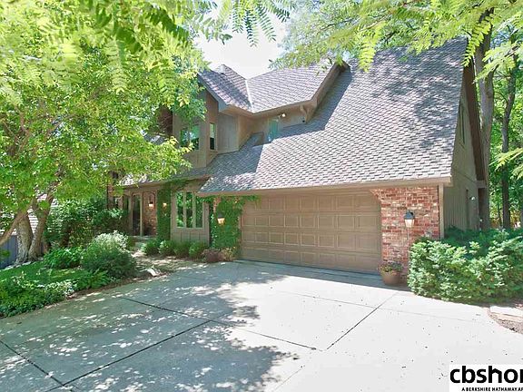 2nd image of 1228 S 113th Plz