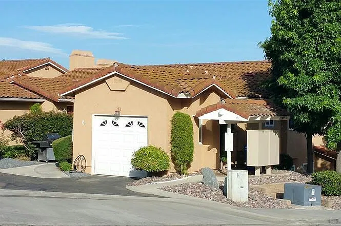 31909 Del Cielo Este — Photo 2