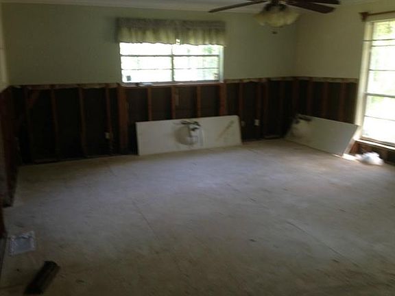 4th image of 3610 S Glenbrook Dr