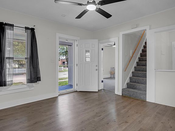 5th image of 209 E Amos St
