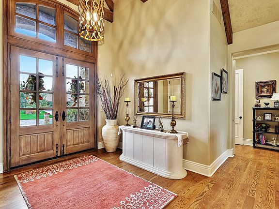 4th image of 227 E Pine Meadow Ct