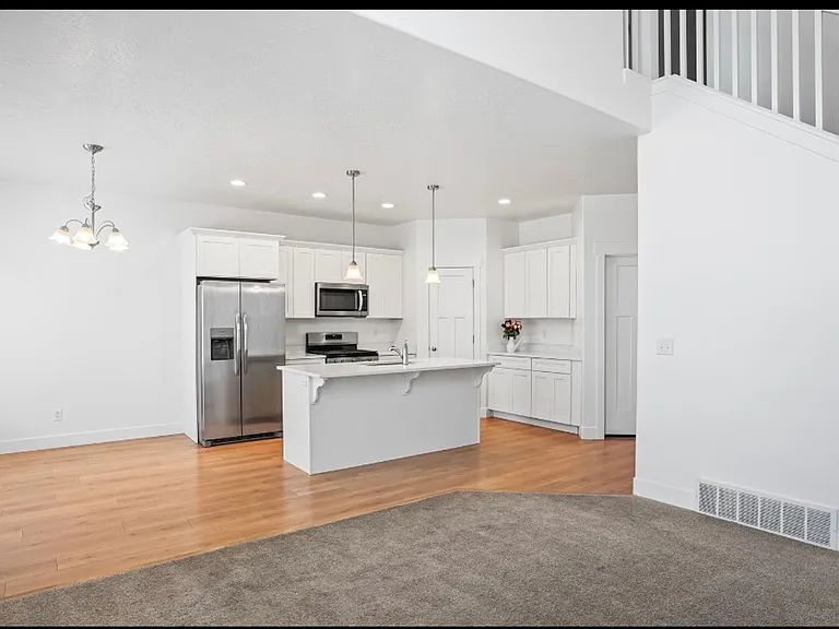3988 W 1650 N — Photo 9