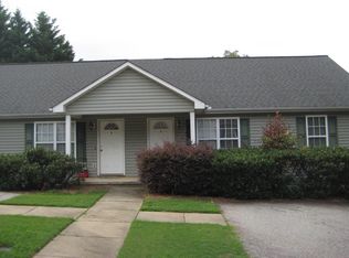 4 Leemike Ct, Taylors, SC 29687