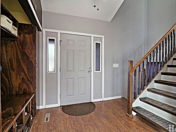 3rd image of 3615 W Drake Ct