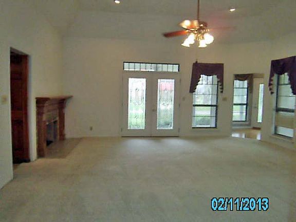 2nd image of 100 Pecan Valley Dr