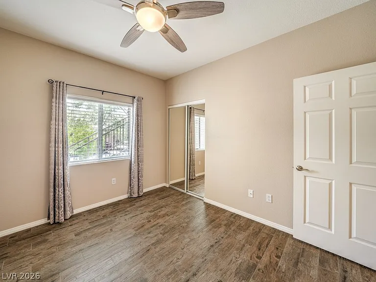 2291 W Horizon Ridge Pkwy #8144 — Photo 23