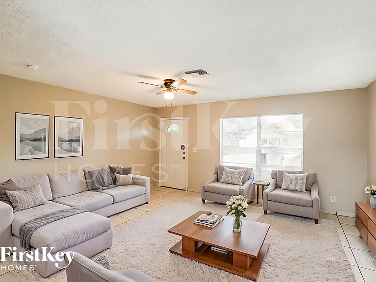 7820 SW 9th St — Photo 5