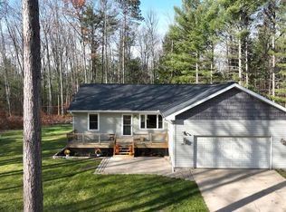 6870 Laforge Ln, Grayling, MI 49738