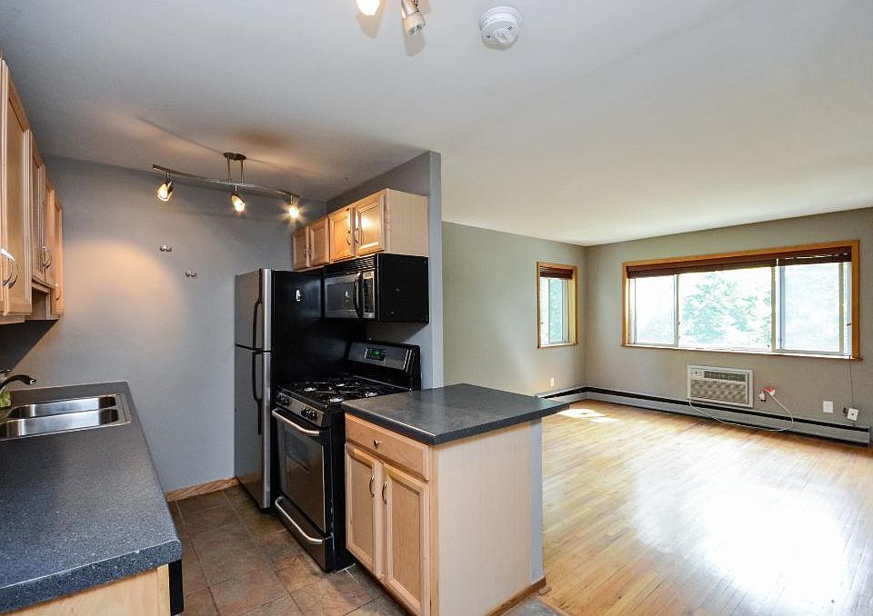 1st image of 2112 Garfield Ave APT 12