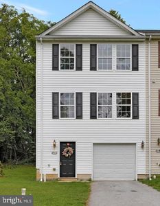 212 Ann St, Charles Town, WV, 25414