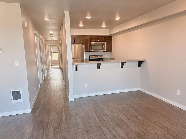 1117 N Garden St — Photo 20