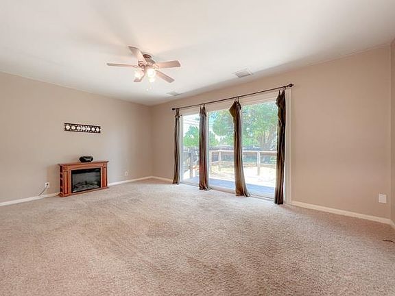 4th image of 1813 Potomac Dr