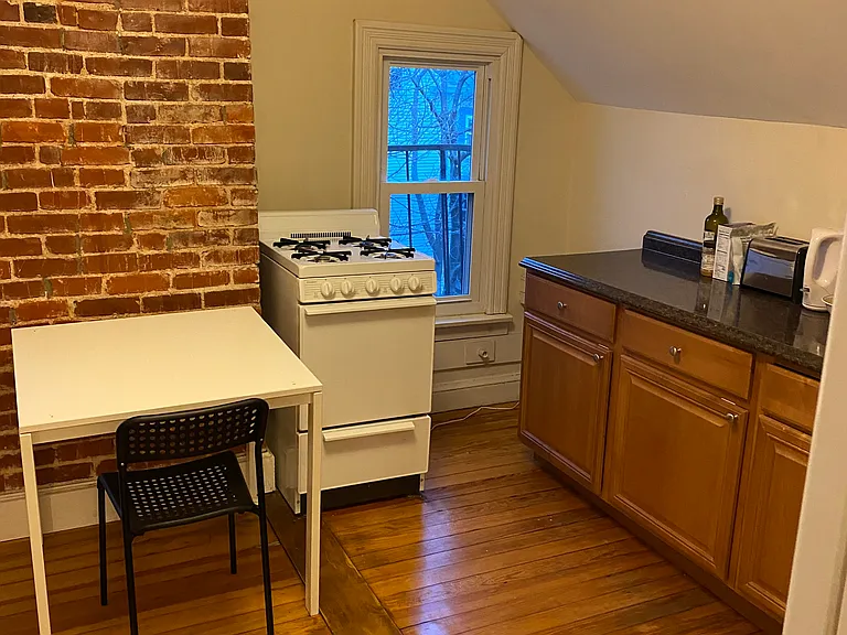 246 Waterman St #3 — Photo 7