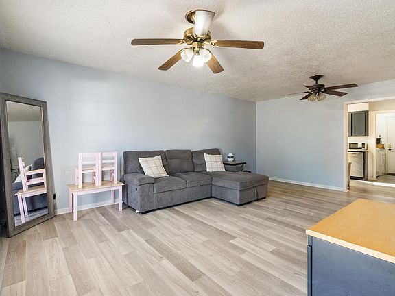 5th image of 309A Blake Dr #A