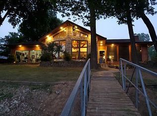 392 Foggy River Rd, Hollister, MO 65672