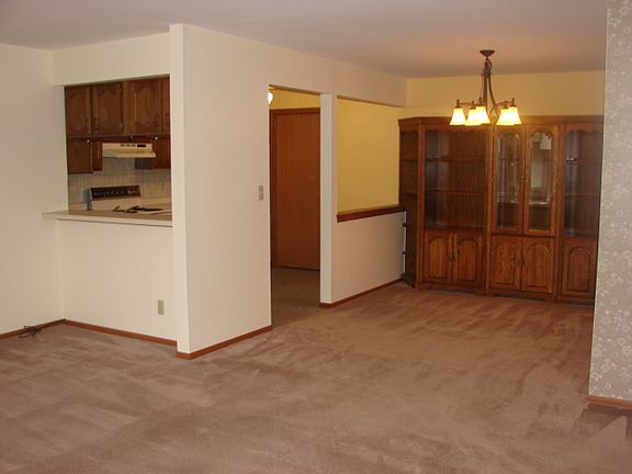2nd image of W176N9767 Rivercrest Dr