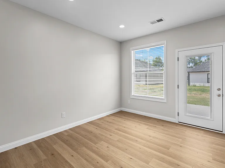 468 Pinehurst Way — Photo 8