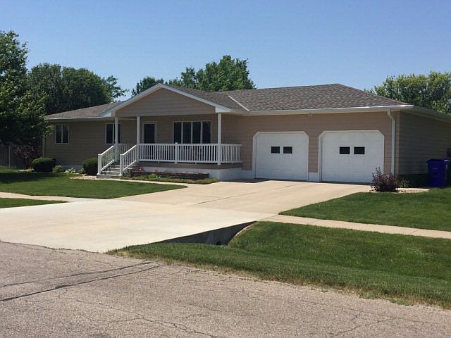 1st image of 706 Sweetwood Dr