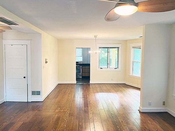 5th image of 3436 Lyleburn Pl APT 2