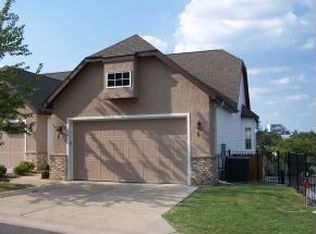 100 Residence Ln, Branson, MO 65616