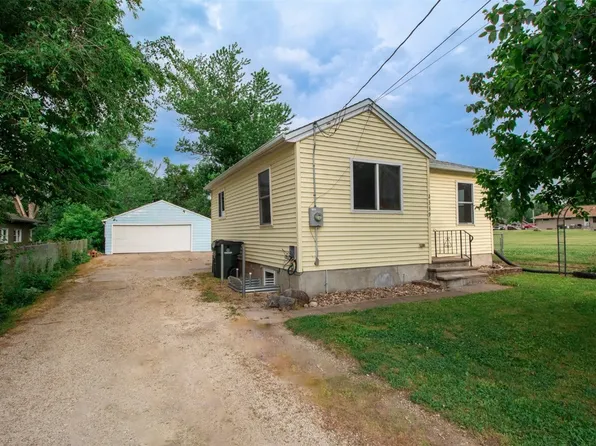 2339 Rompot St SE, Cedar Rapids, IA 52403