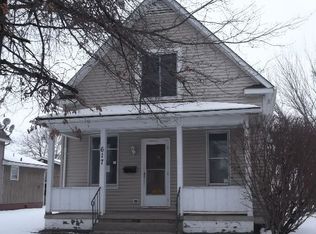 617 Custer Pl, Canton, IL 61520