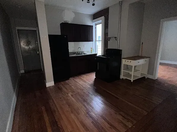 1039 Ocean Avenue image 1 of 9